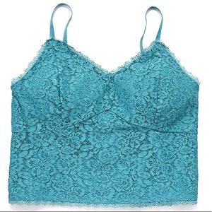 1x Lace Crop Top Turquoise - Ashley Nell Tipton